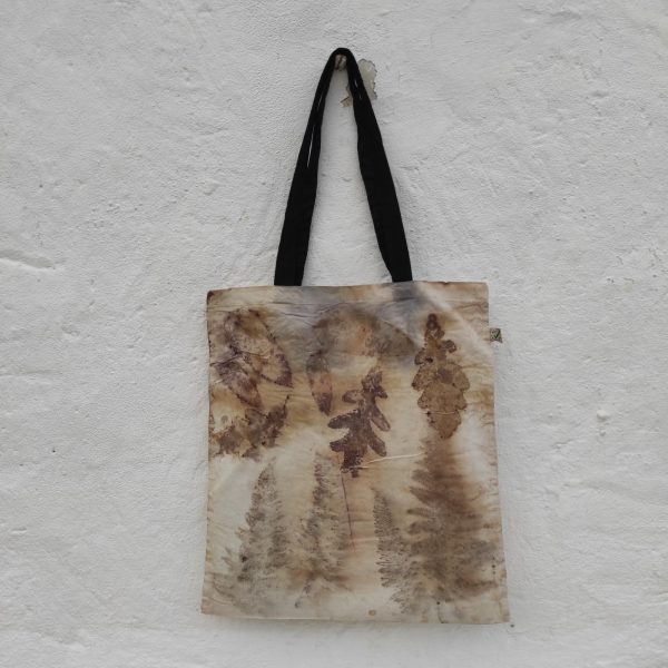 Bolsa de algodón orgánico con impresión botánica de hojas de carballo y helechos